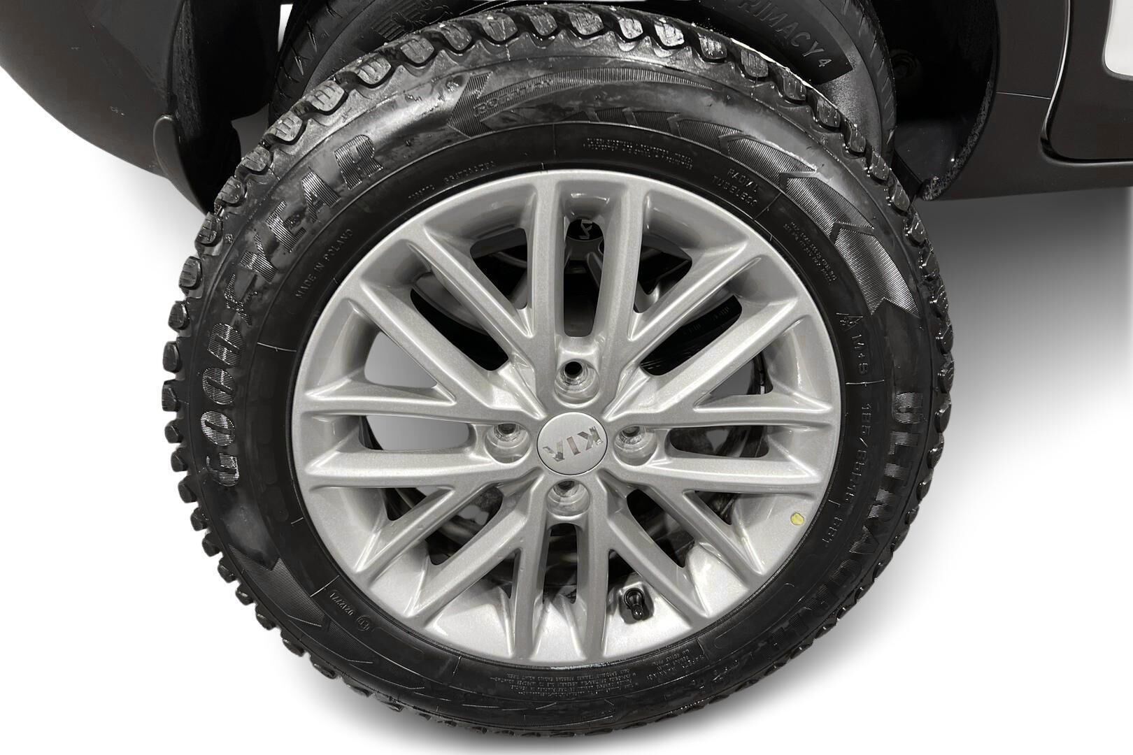 KIA Stonic iso kuva 20