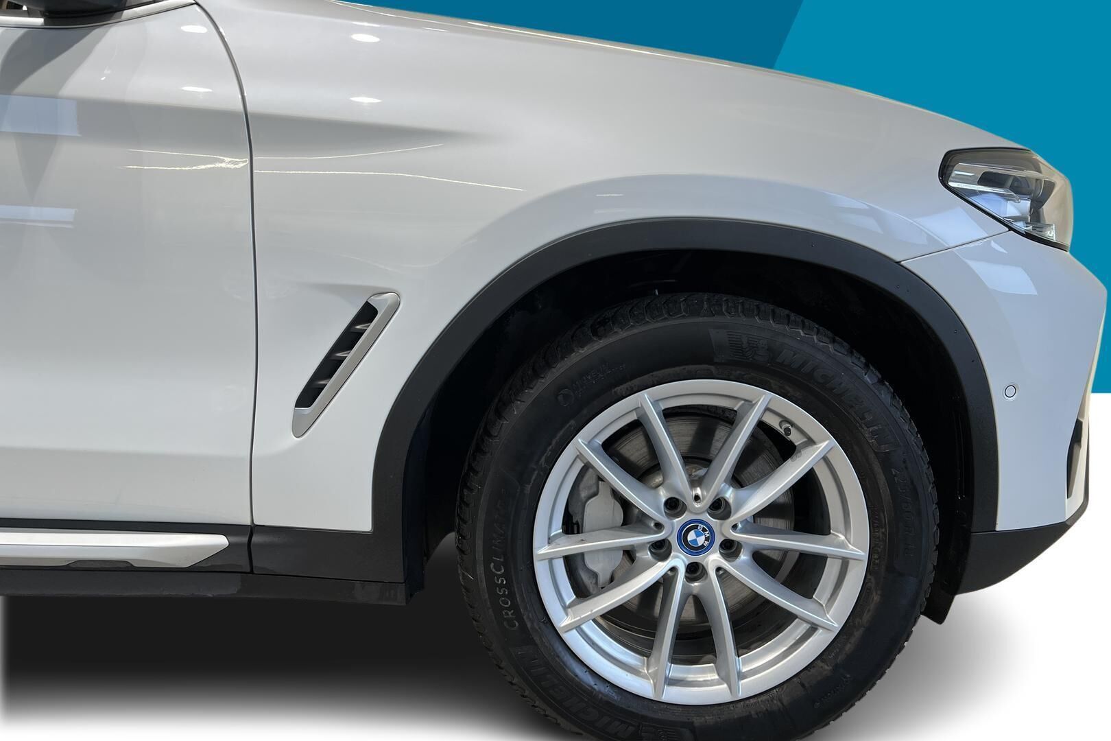 BMW X3 iso kuva 12