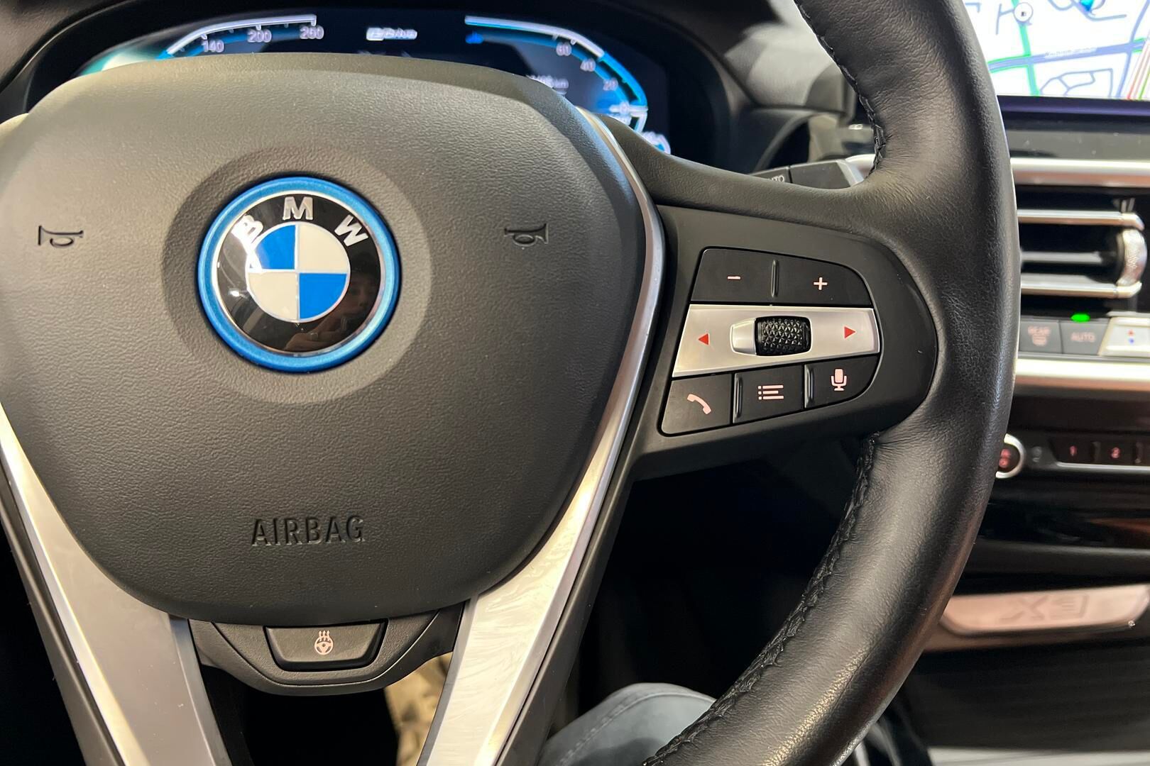 BMW X3 iso kuva 22