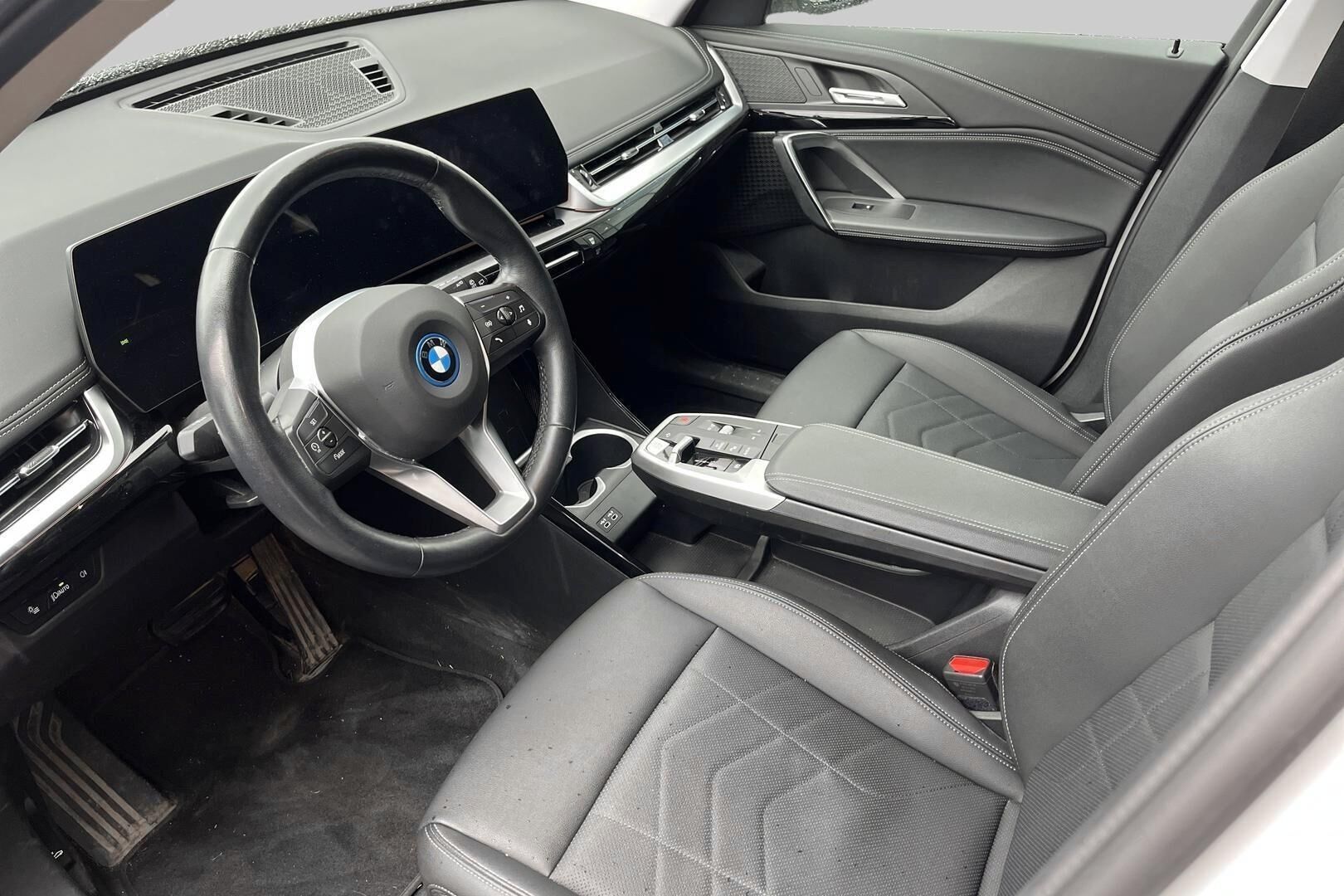 BMW X1 iso kuva 1
