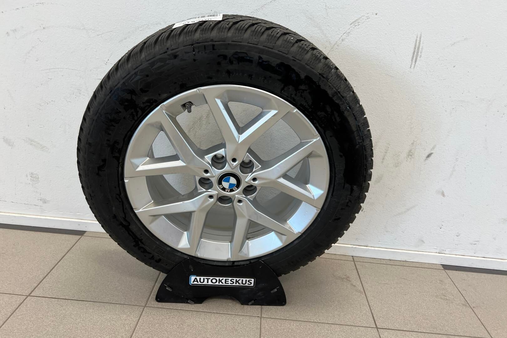 BMW X1 iso kuva 21