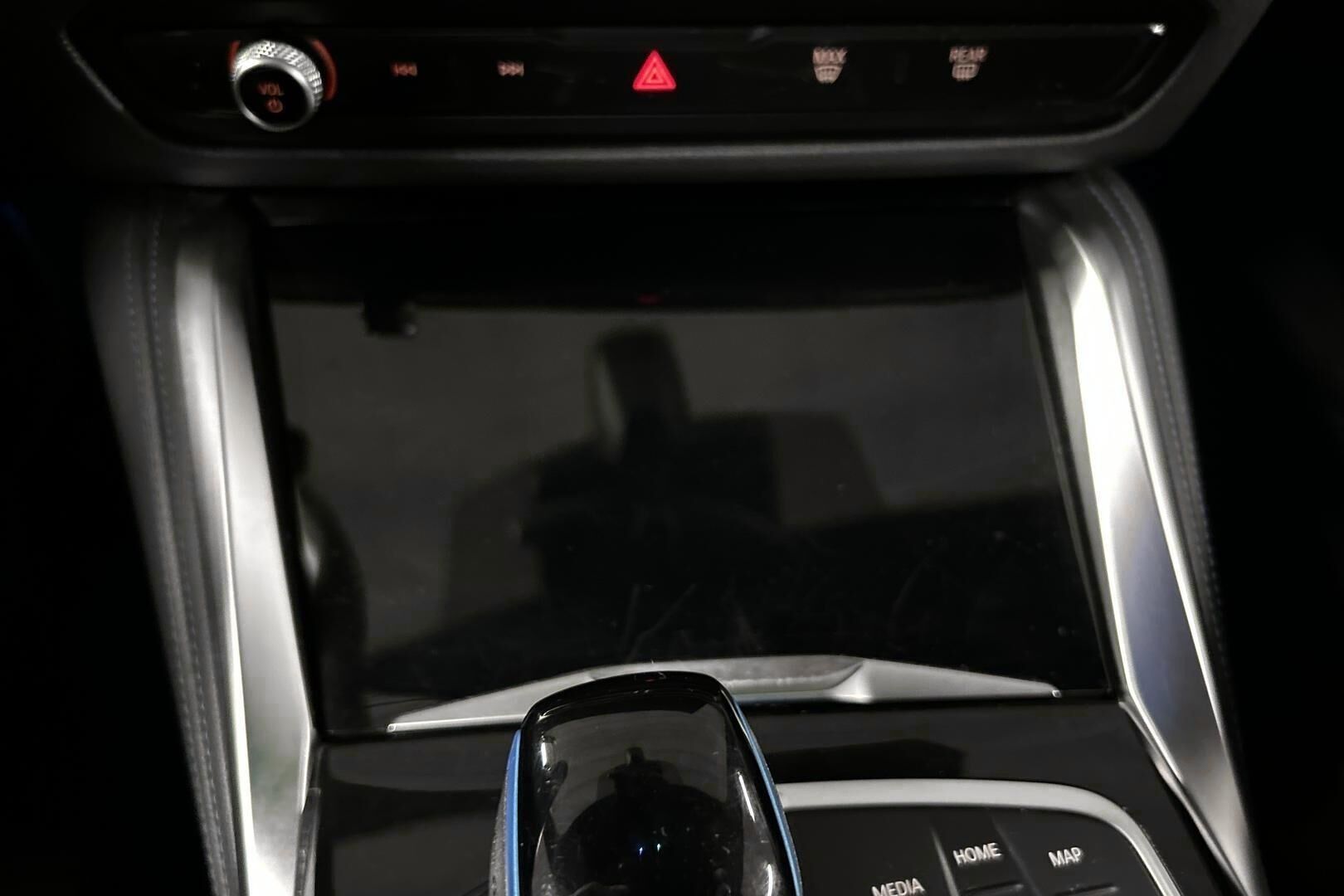 BMW I4 M50 iso kuva 18