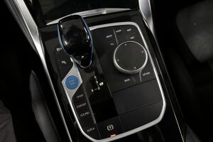 BMW I4 M50 esikatselu 19