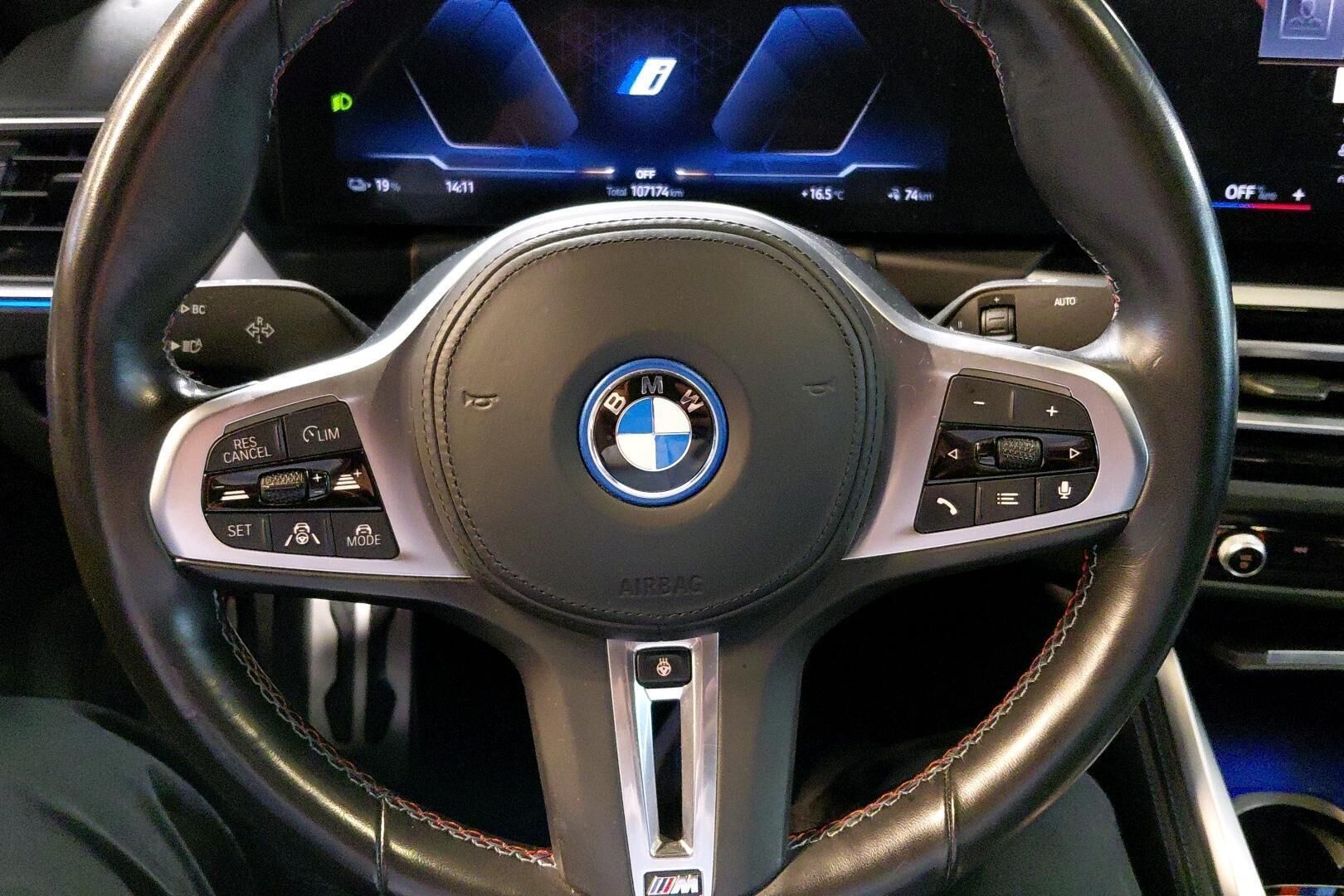BMW i4 iso kuva 4