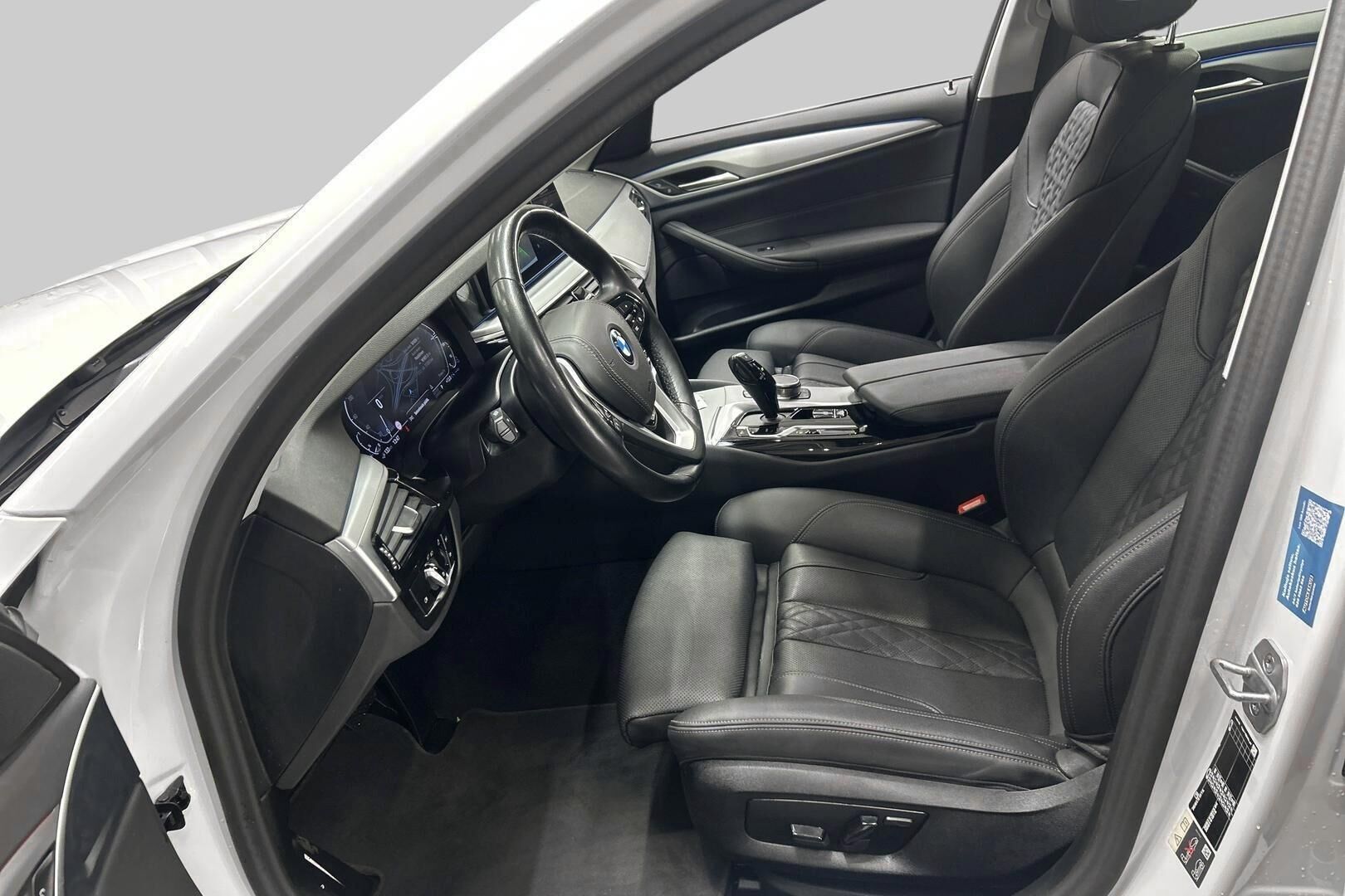 BMW 5-sarja iso kuva 9