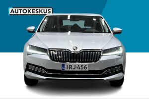 SKODA SUPERB esikatselu 2