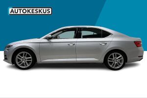 SKODA SUPERB esikatselu 8