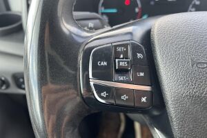 Ford Transit esikatselu 14