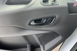 Ford Transit esikatselu 16