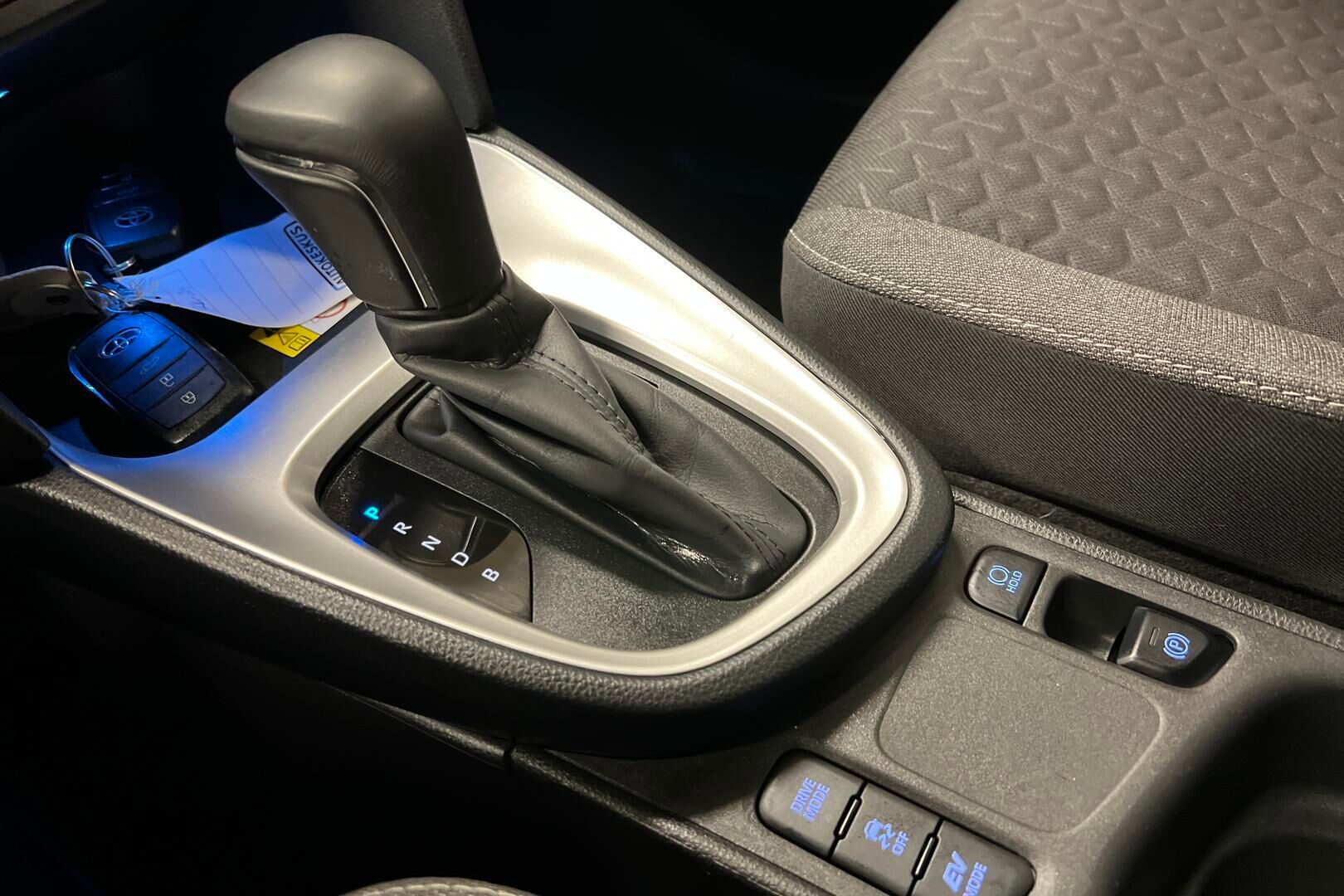 Toyota Yaris Cross iso kuva 19