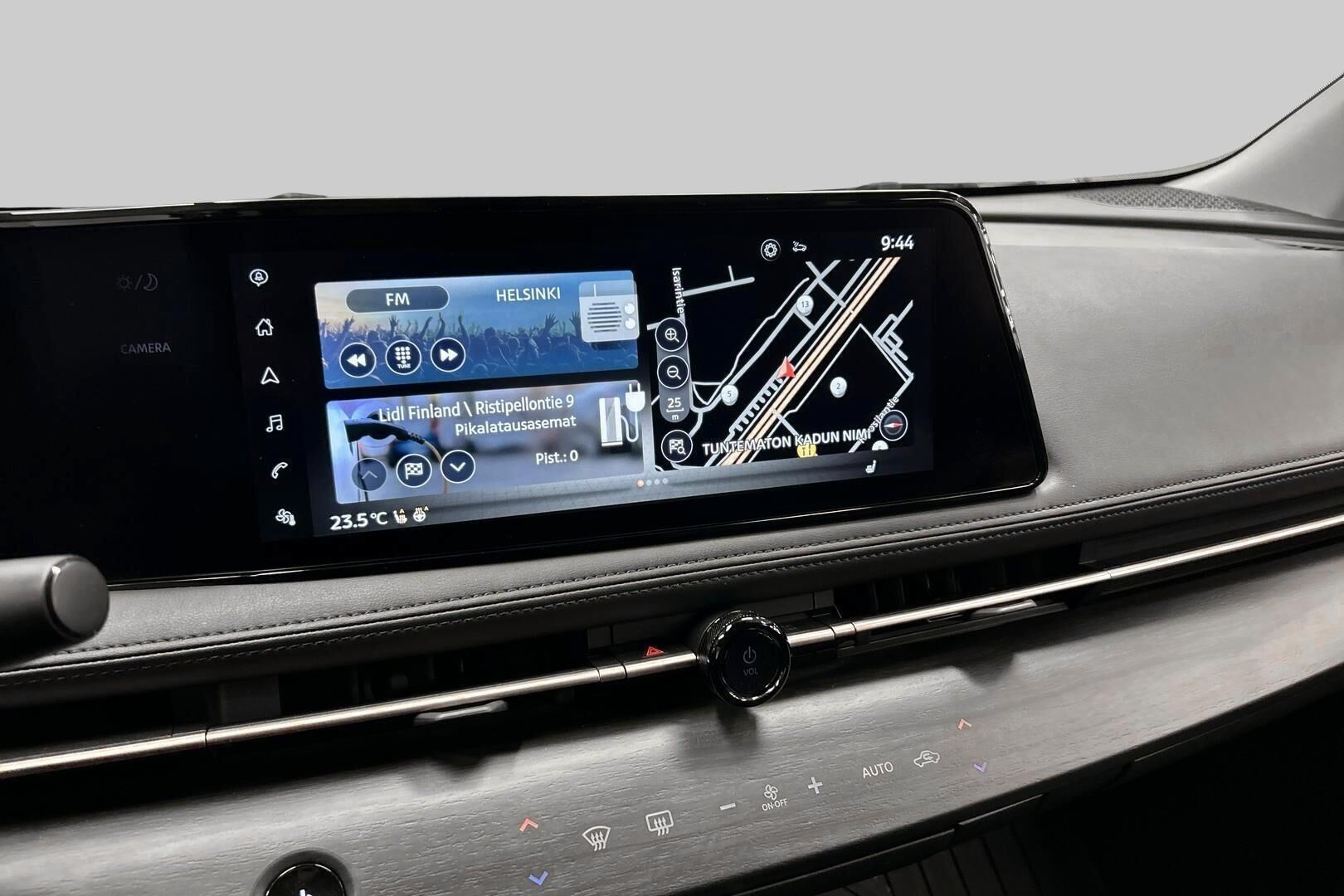 Nissan Ariya iso kuva 16