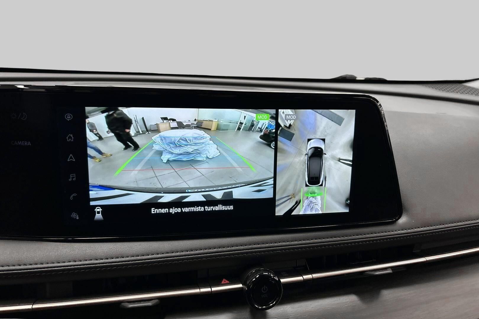 Nissan Ariya iso kuva 23