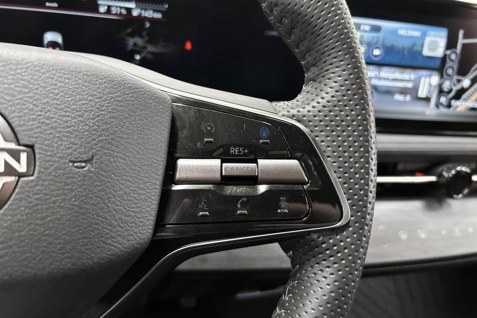 Nissan Ariya iso kuva 19