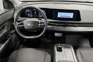 Nissan Ariya esikatselu 25