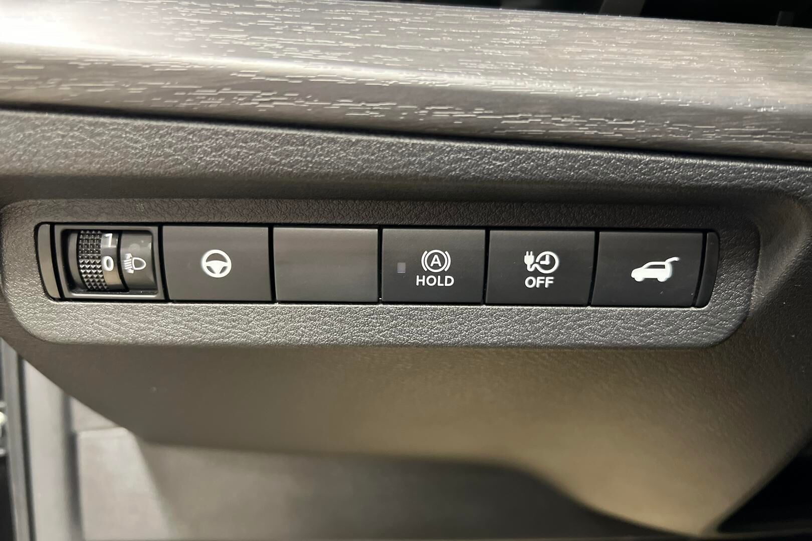 Nissan Ariya iso kuva 19