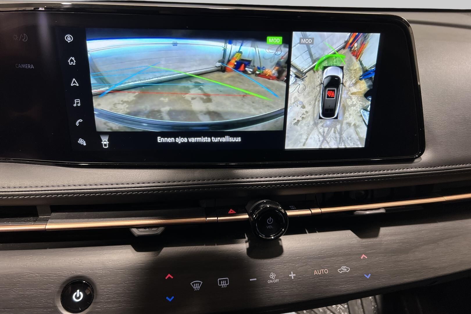 Nissan Ariya iso kuva 21