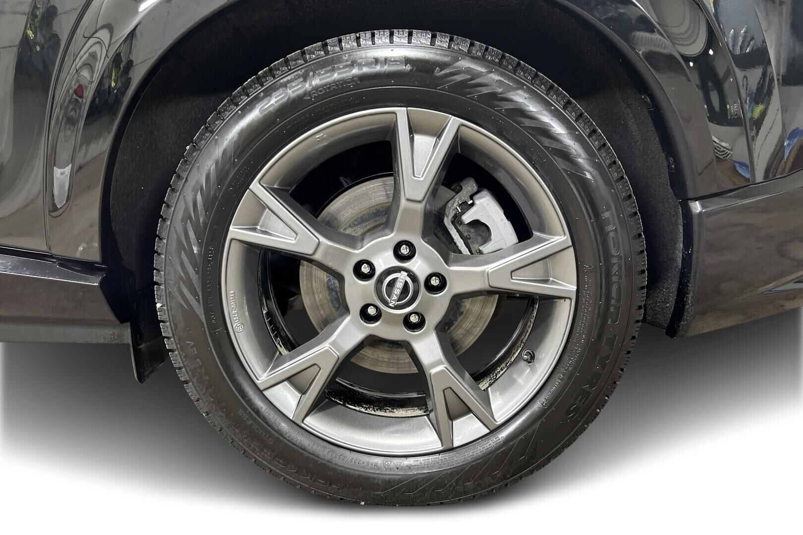 Nissan Ariya iso kuva 13