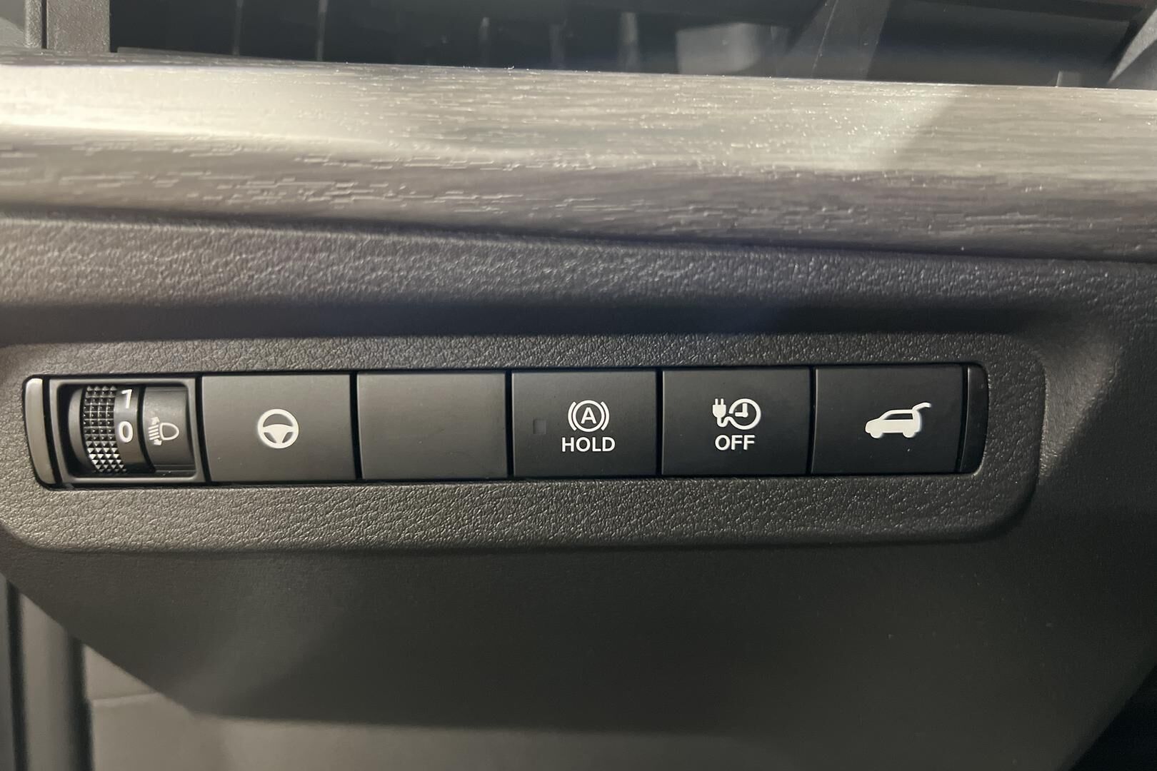 Nissan Ariya iso kuva 16