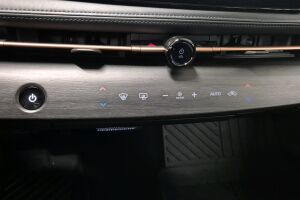 Nissan Ariya esikatselu 16