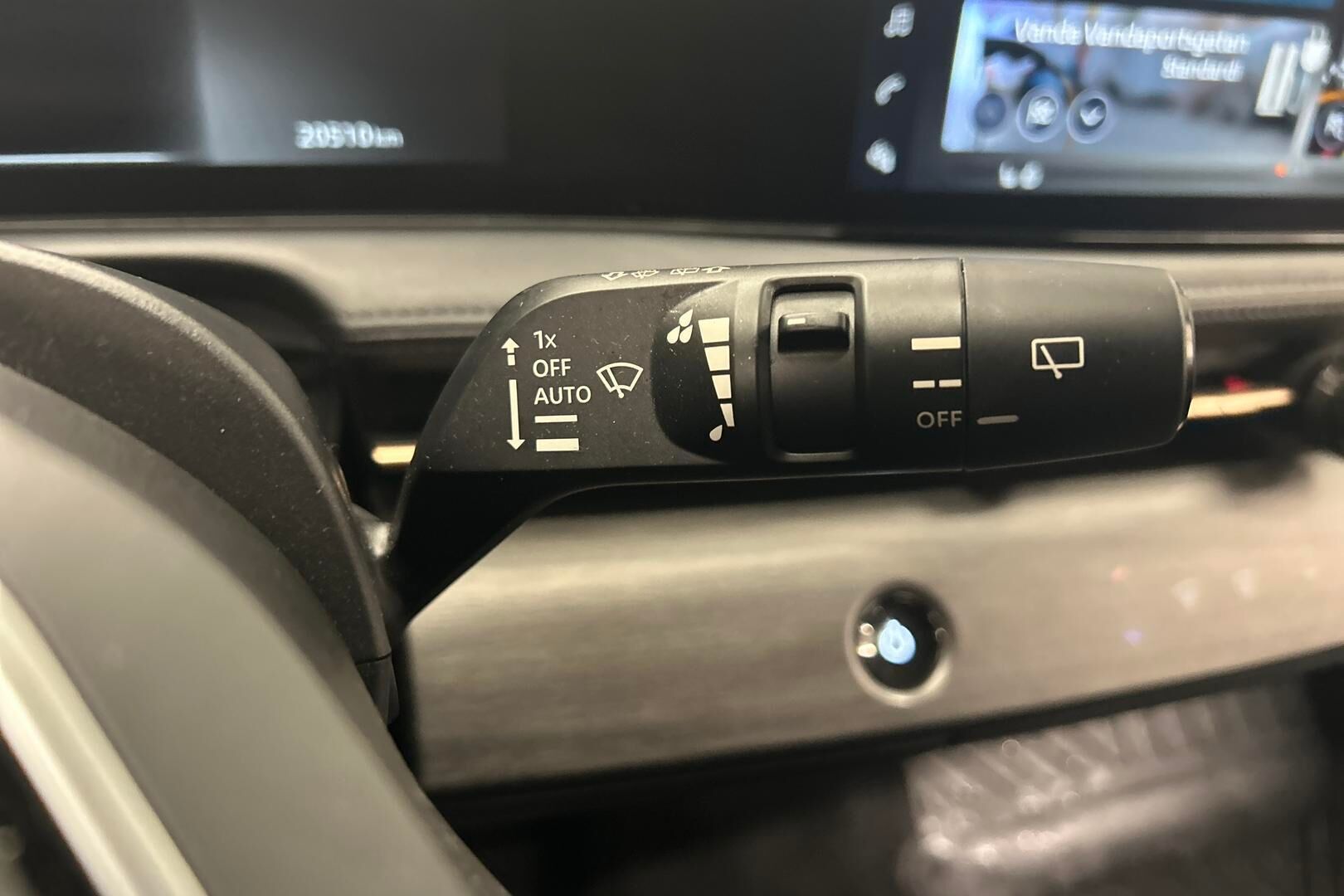 Nissan Ariya iso kuva 20