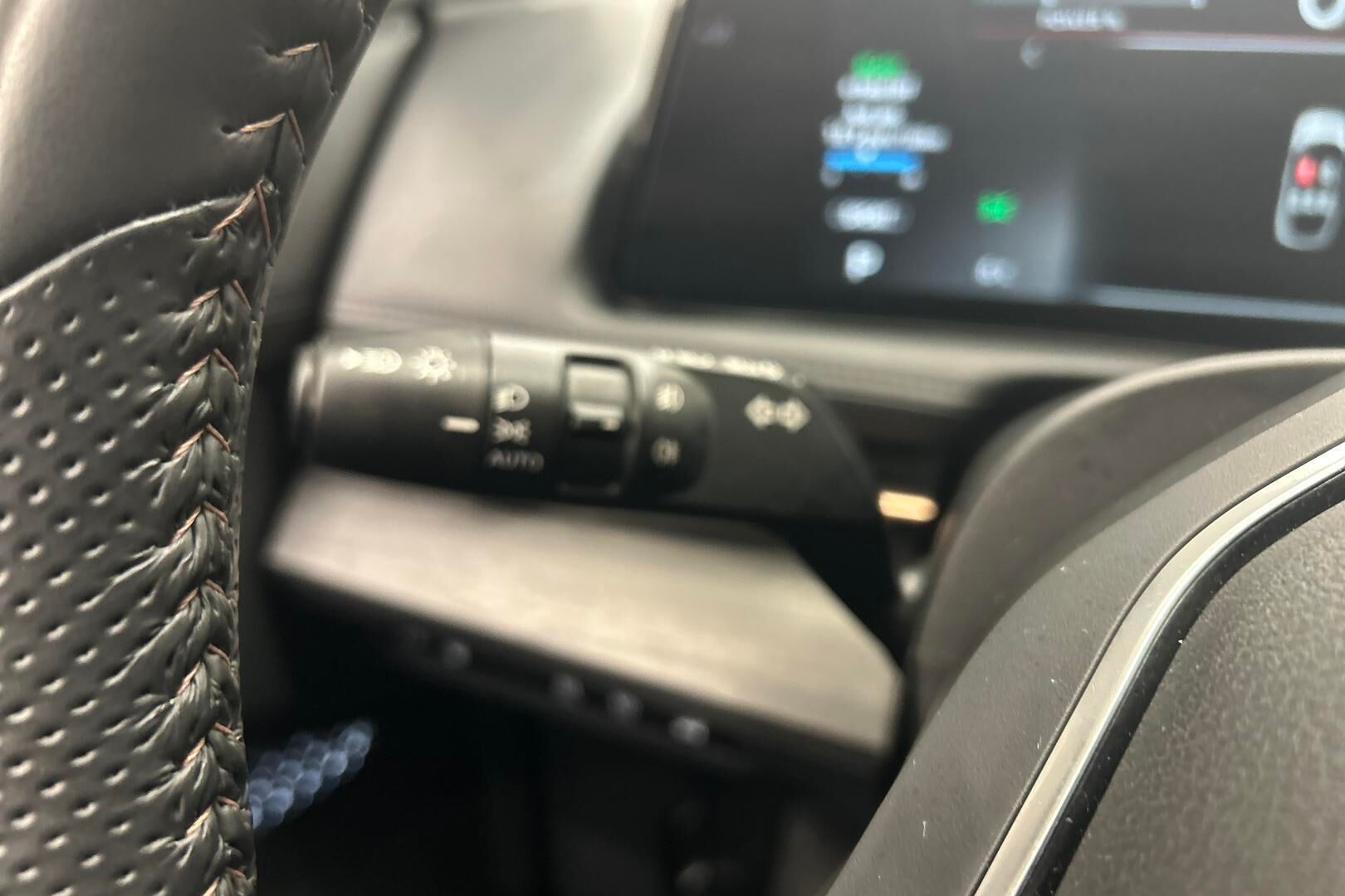 Nissan Ariya iso kuva 21