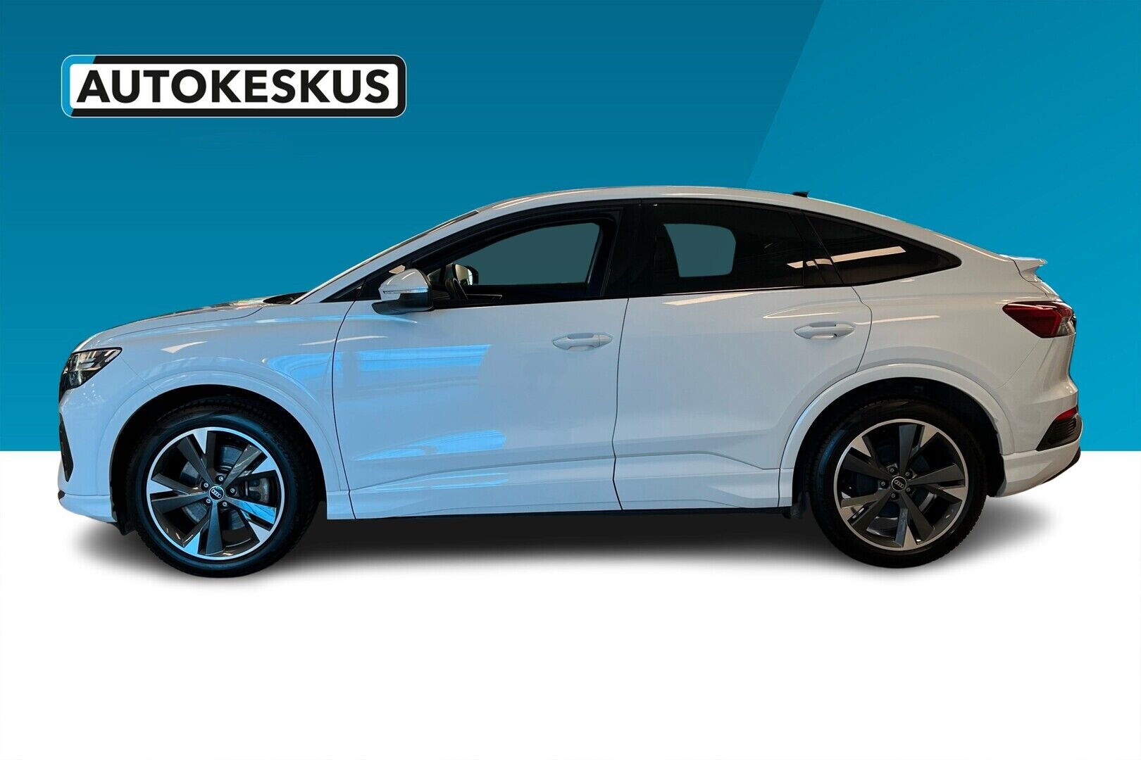 Audi Q4 e-tron iso kuva 4