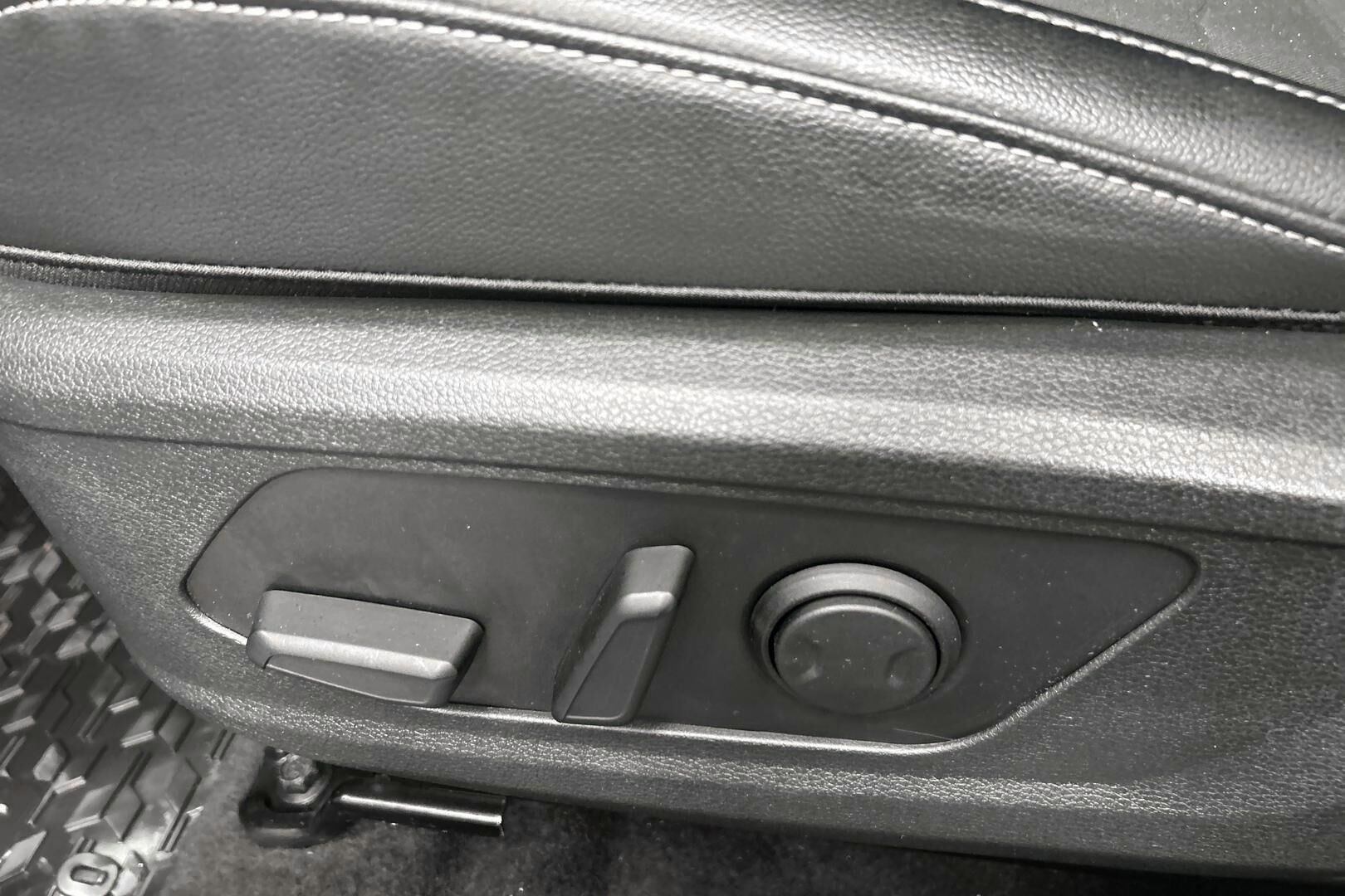 Kia Sportage iso kuva 15