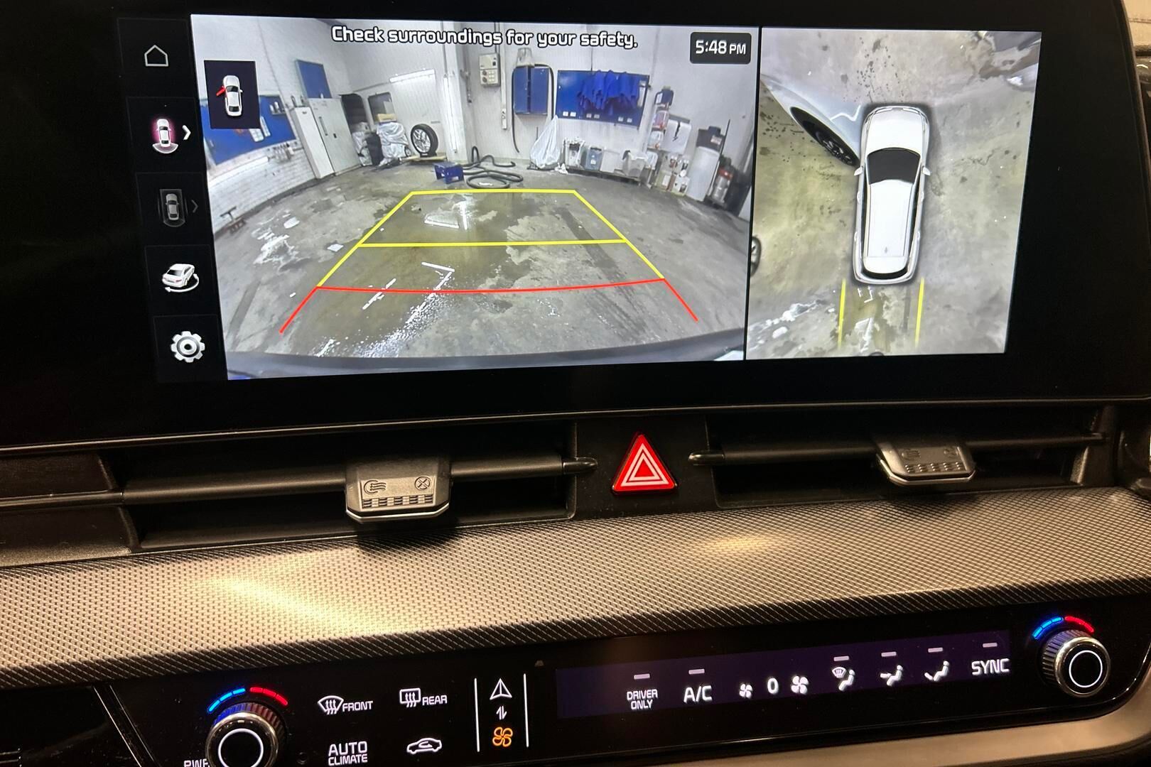 Kia Sportage iso kuva 21