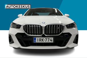 BMW i5 esikatselu 1