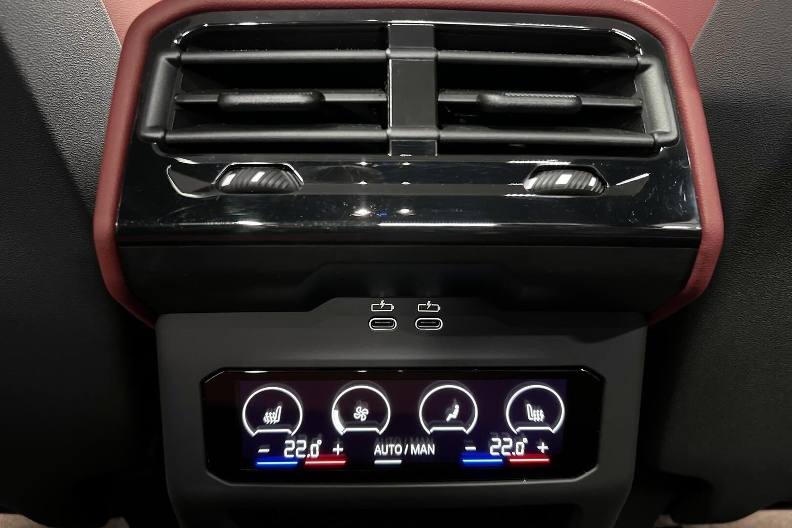 BMW i5 iso kuva 20