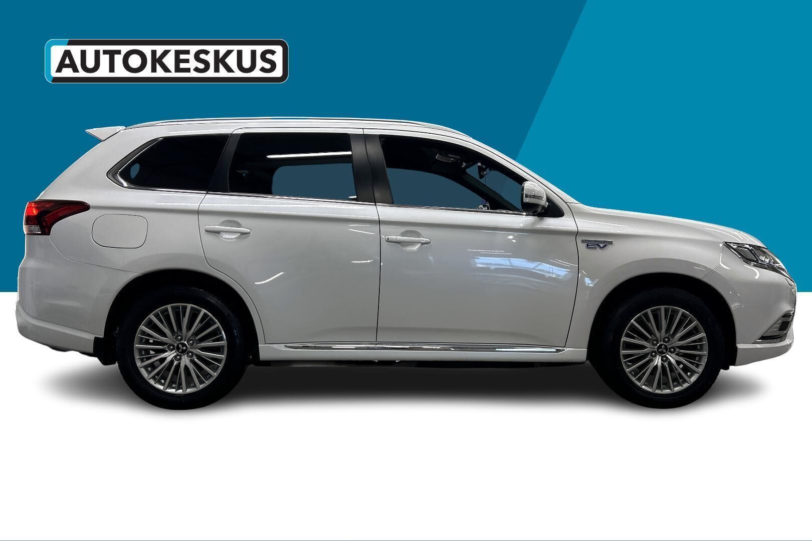 Mitsubishi Outlander iso kuva 4