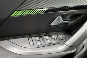 Peugeot e-2008 esikatselu 29