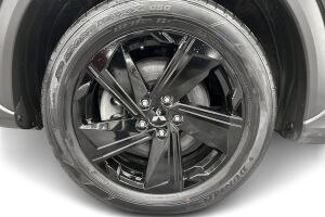 Mitsubishi Eclipse Cross esikatselu 12