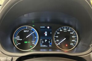 Mitsubishi Eclipse Cross esikatselu 17