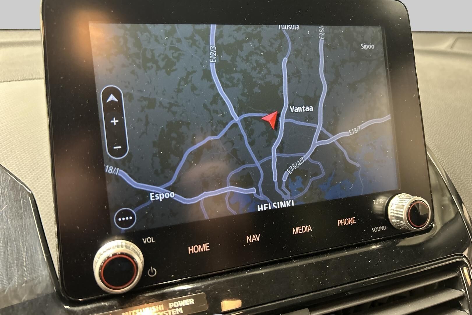Mitsubishi Eclipse Cross iso kuva 19