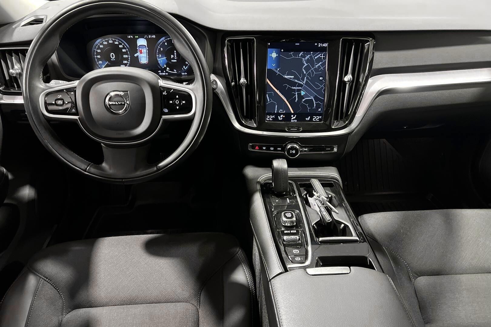 Volvo V60 iso kuva 10