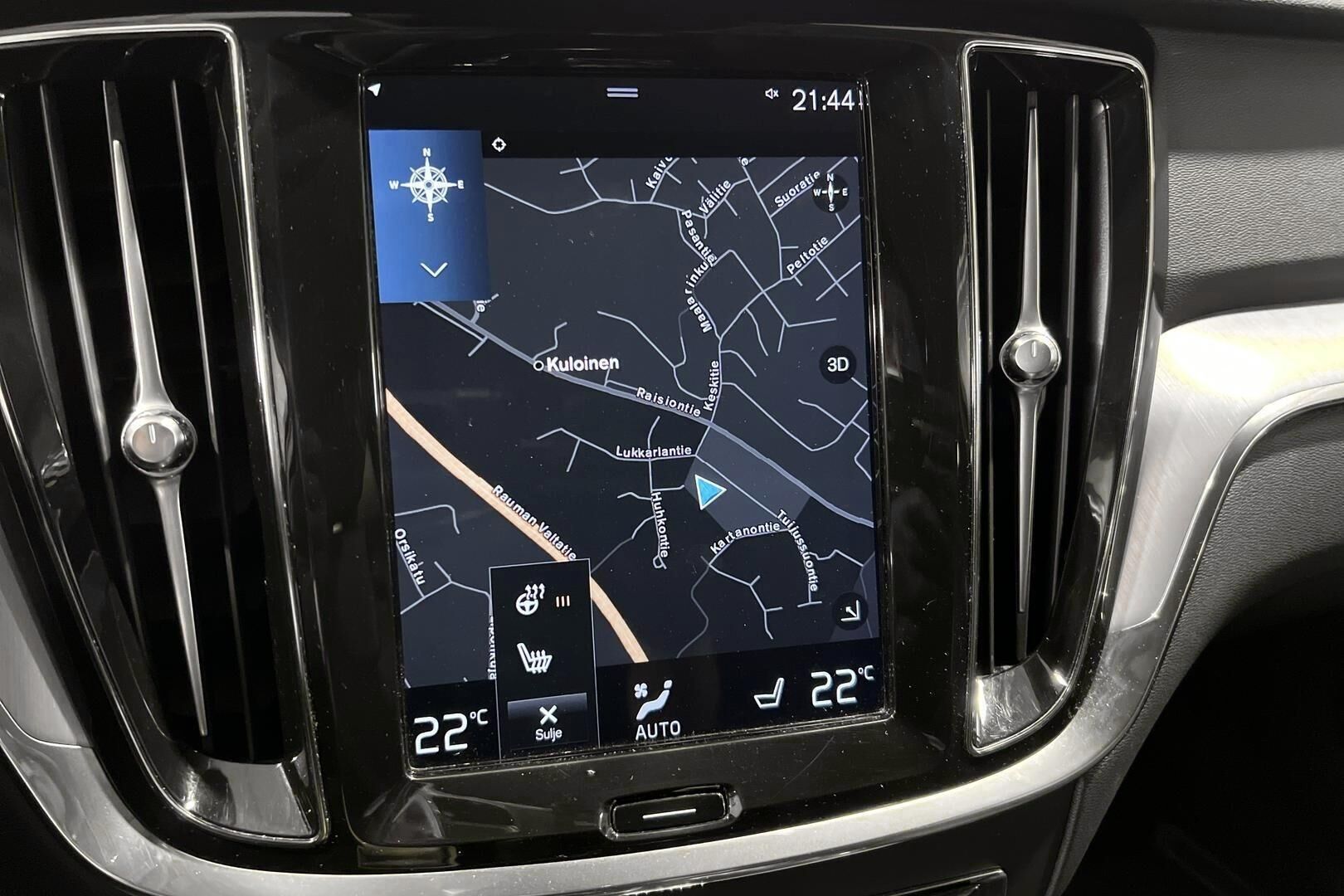 Volvo V60 iso kuva 16