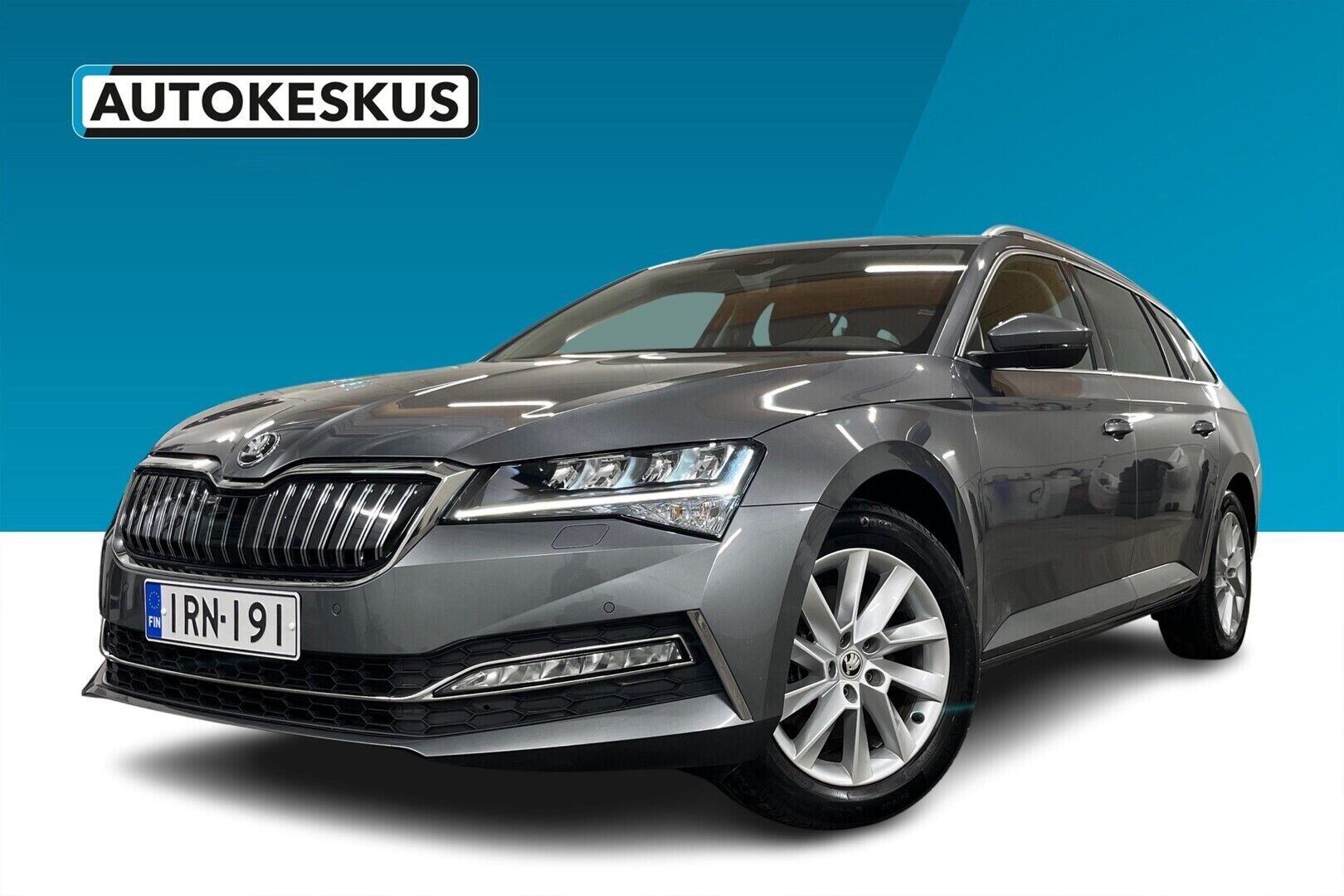 Skoda Superb iso kuva 0