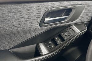 Nissan X-Trail esikatselu 21