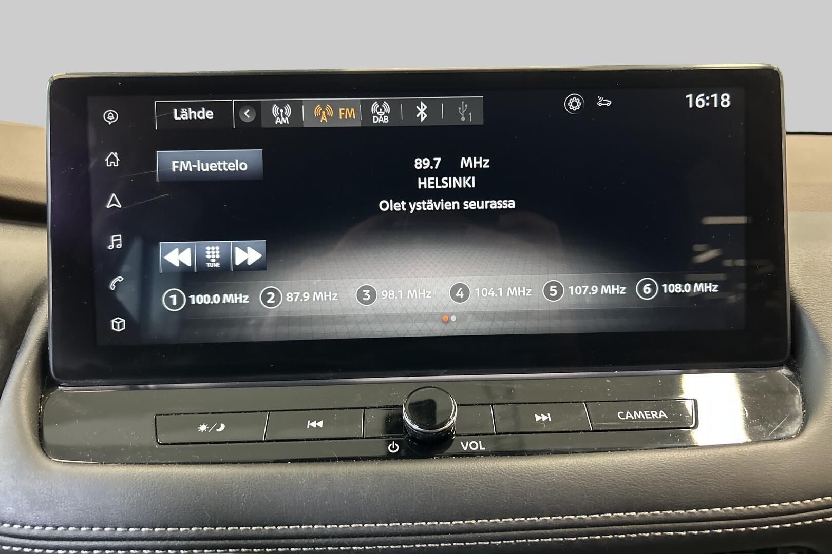 Nissan X-Trail iso kuva 24