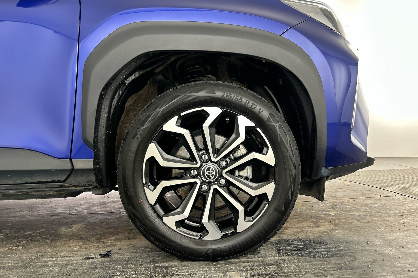 Toyota Yaris Cross iso kuva 10