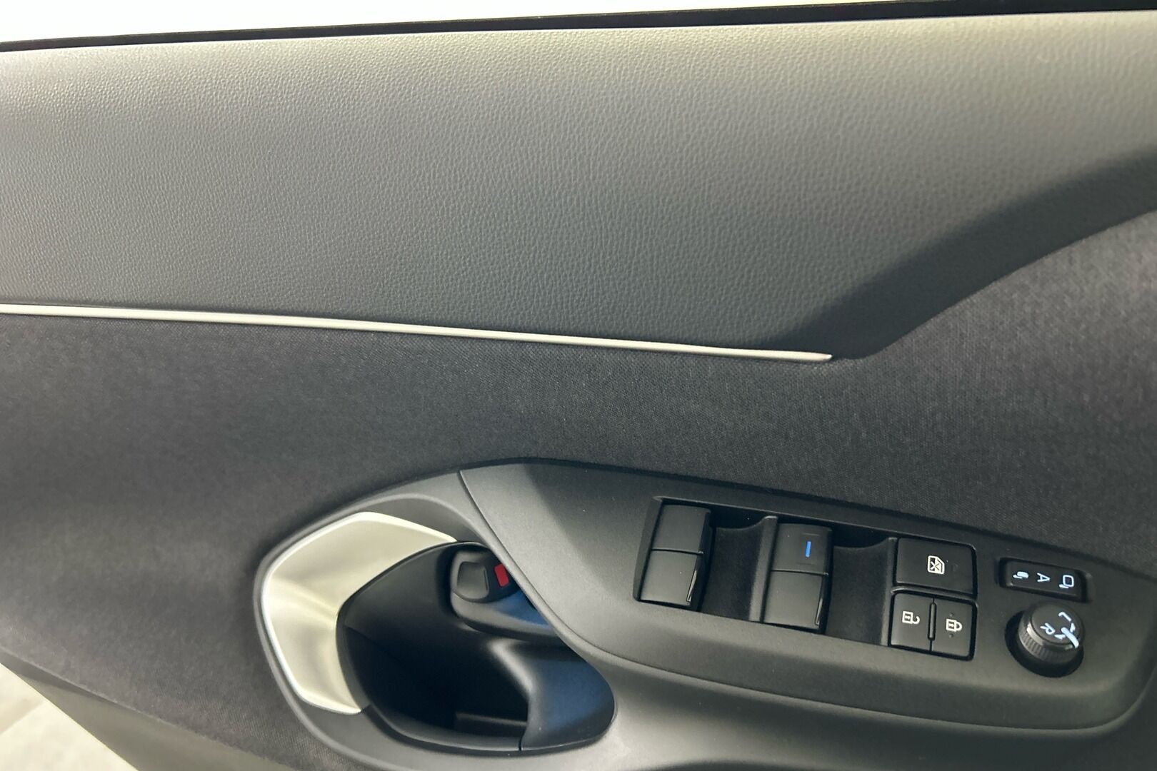 Toyota Yaris Cross iso kuva 23