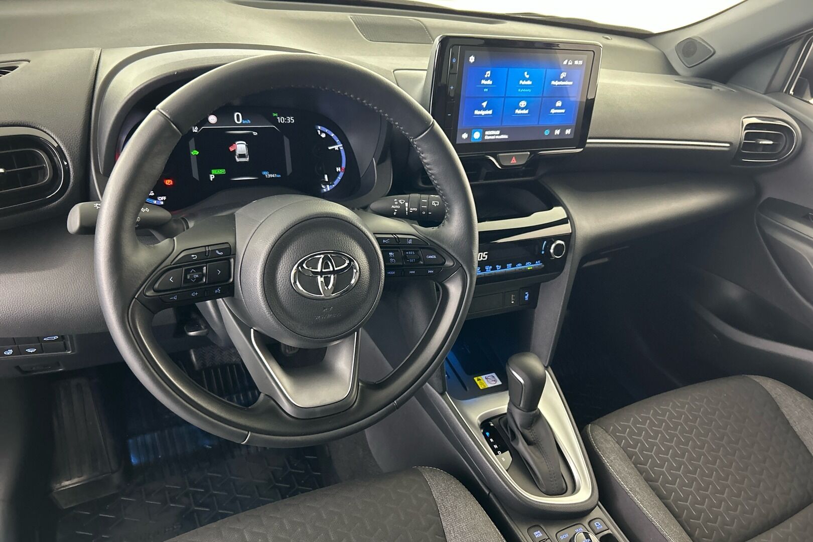 Toyota Yaris Cross iso kuva 8