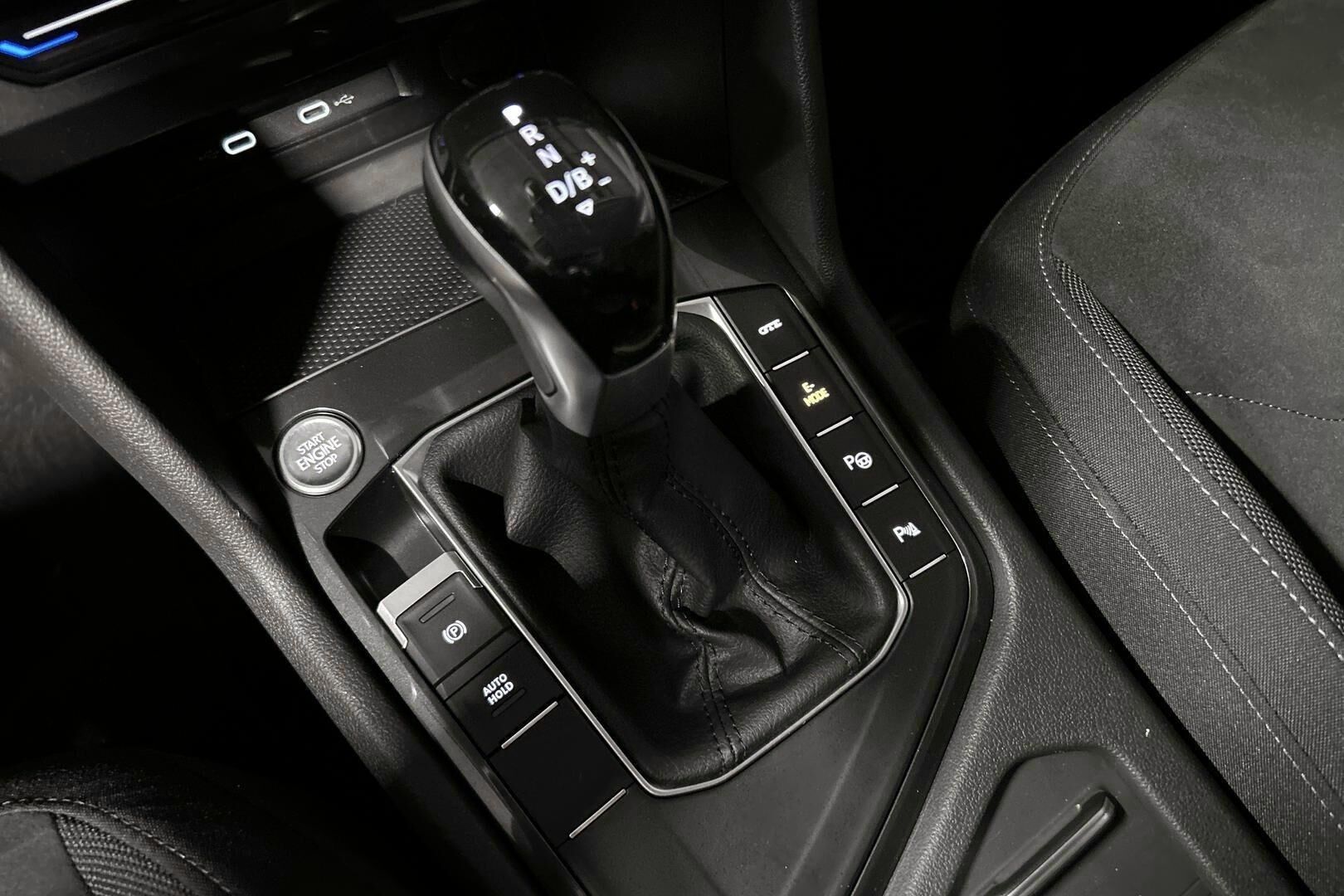 Volkswagen Tiguan iso kuva 27