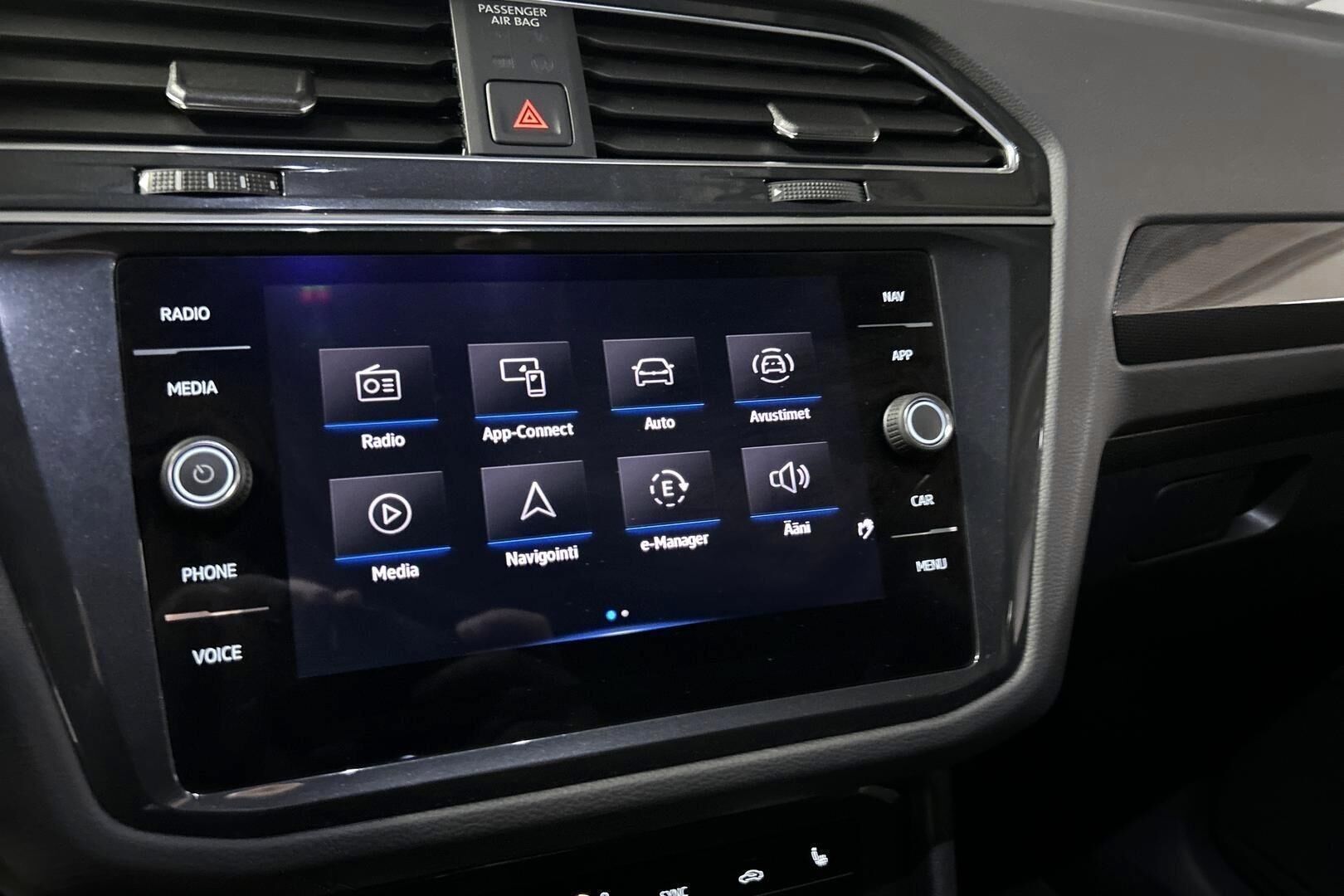 Volkswagen Tiguan iso kuva 13