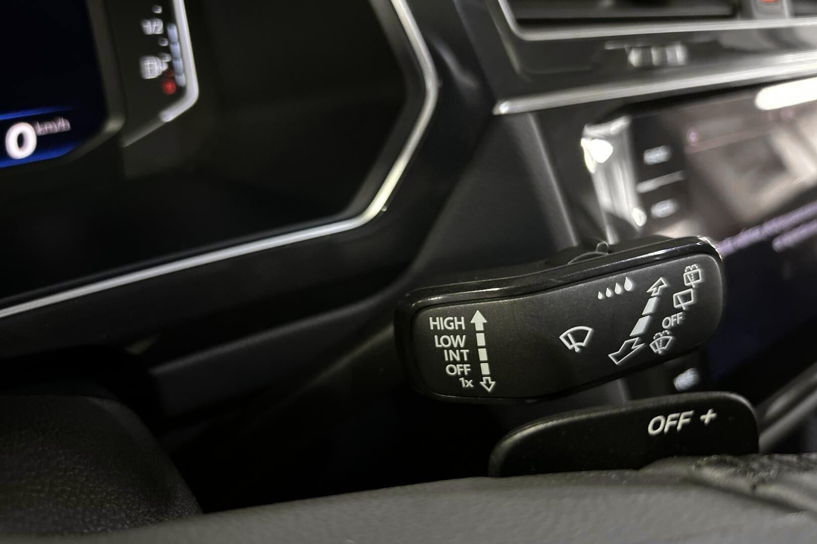 Volkswagen Tiguan iso kuva 31