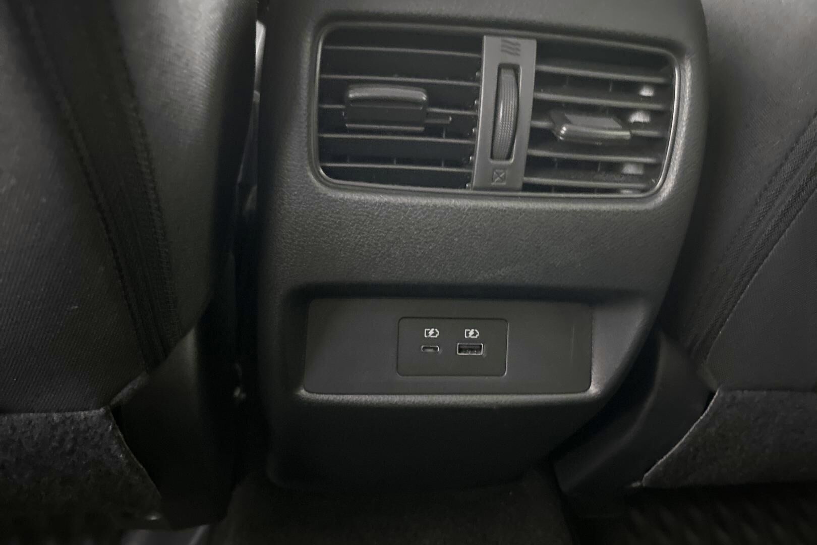 Nissan Qashqai iso kuva 27