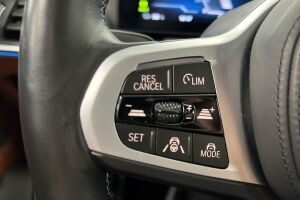 BMW i4 esikatselu 14
