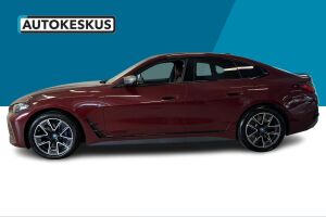 BMW i4 esikatselu 5