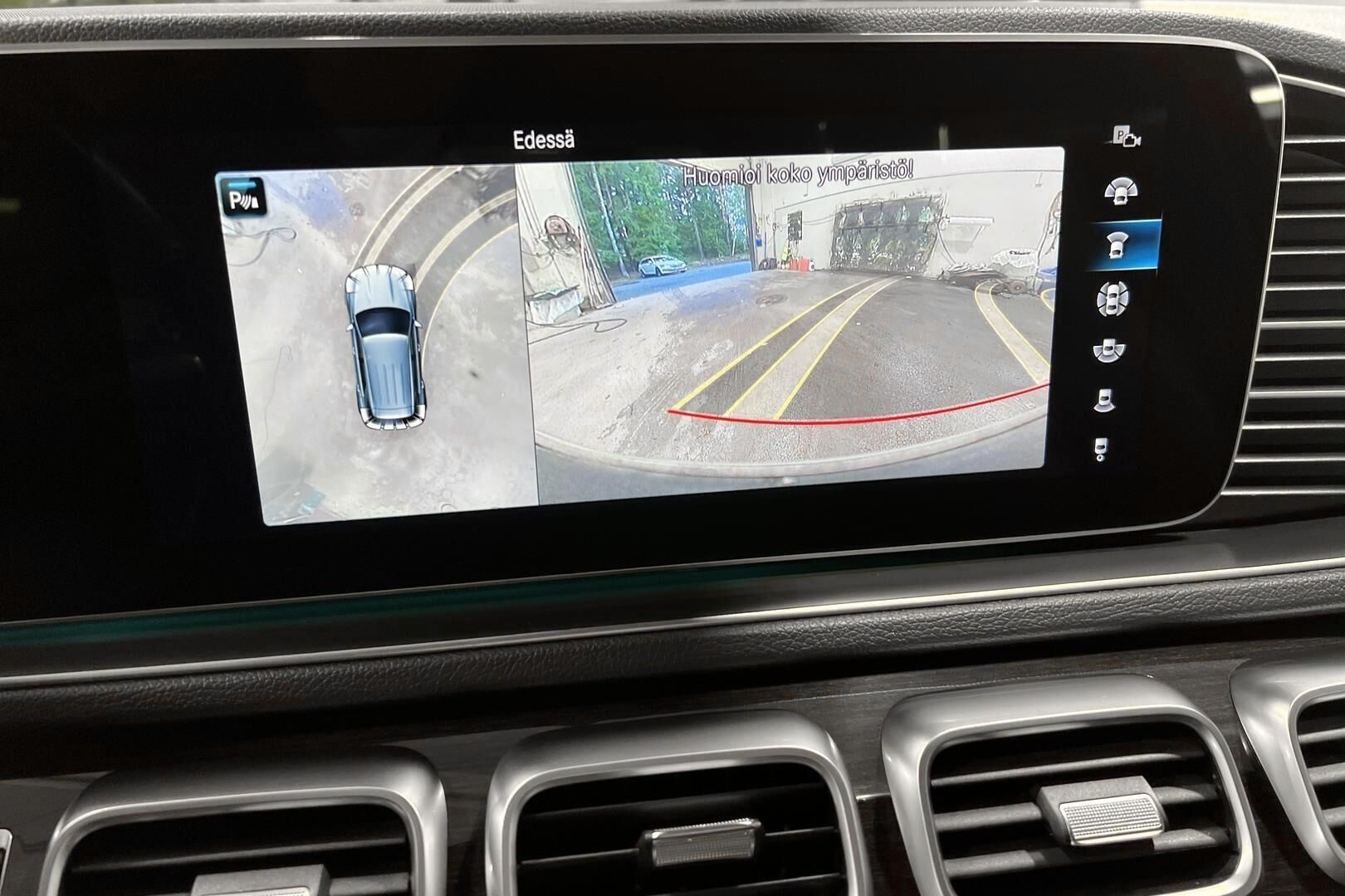 Mercedes-Benz GLE iso kuva 19